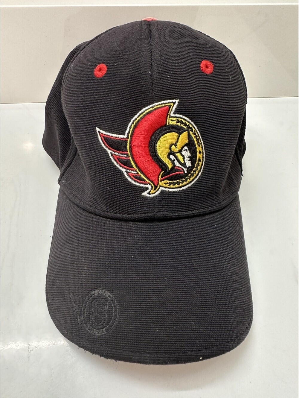Ottawa Senators Black and Red Flex Pre-Owned Ball Hat Size S/M NHL Hockey